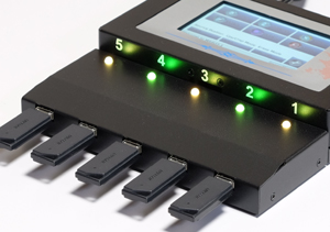 便攜式M.2硬盤拷貝機 速度、性能實測: 多個裝置同時復制